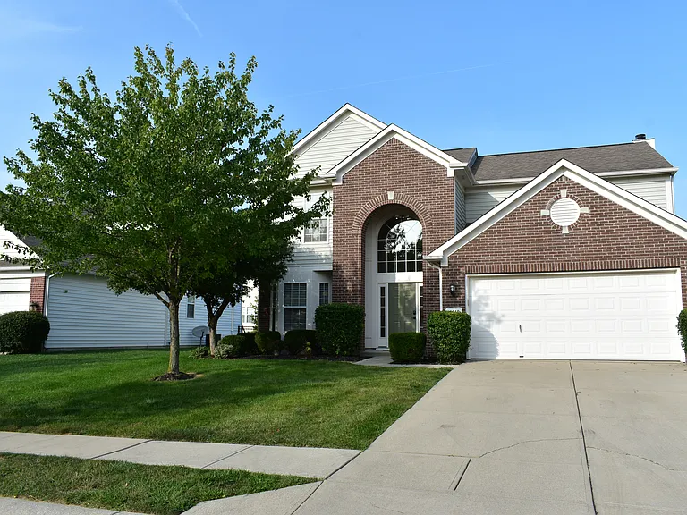 14010 Avalon East Dr — Photo 1