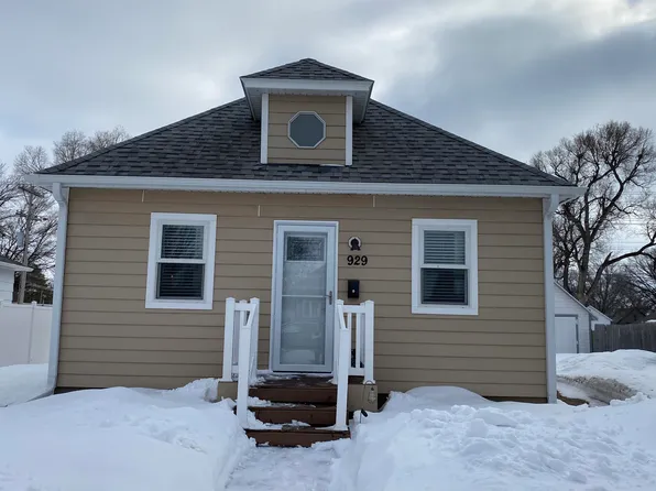 929 E Hanson Ave, Mitchell, SD 57301