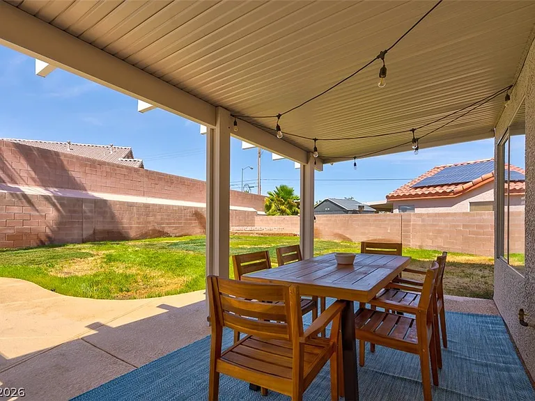 818 Holly Sprig Ct — Photo 38