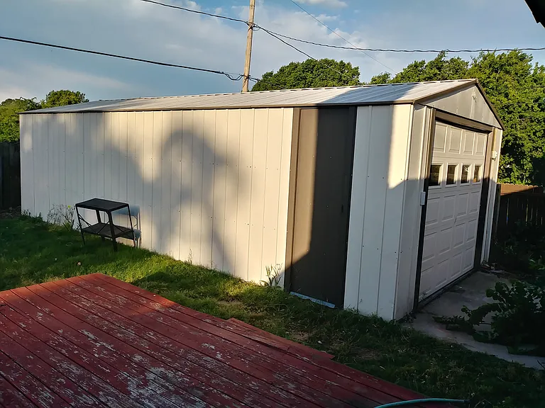 Side entry shed/garage