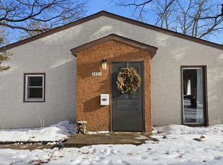 7405 Knollwood Dr, Mounds View, MN 55112