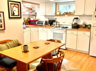 4204 SE 15th Ave #B, Portland, OR 97202