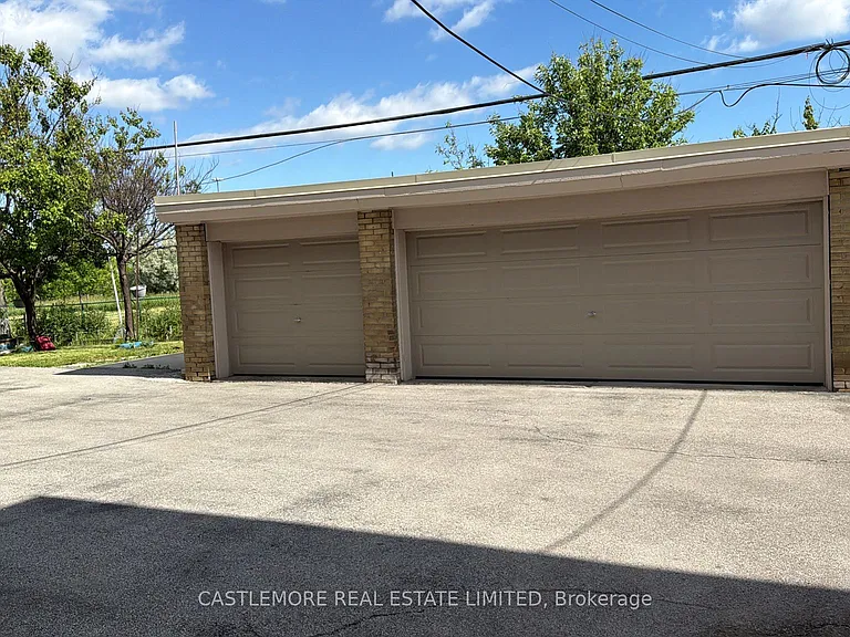 9 Allenby Ave #4 — Photo 9