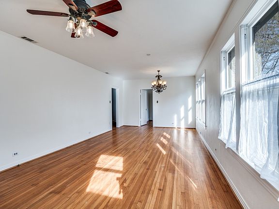 5th image of 6931 Lindsley Ave