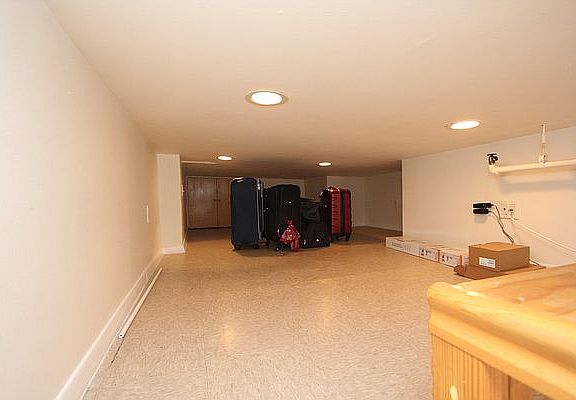 3rd image of 139 W 14th St APT 6H