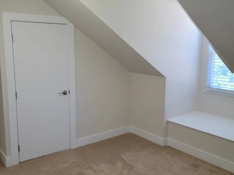 498 Manatawny St — Photo 26