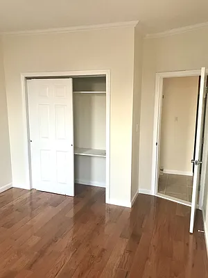 Rented by Amorelli Realty | media 10