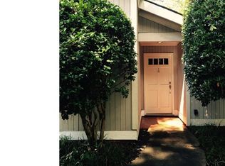 4 Camphor Dr, Newnan, GA