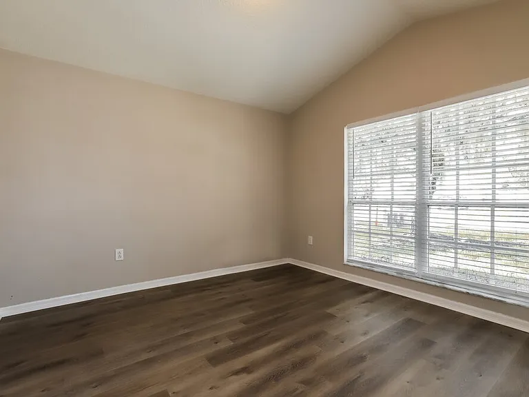 29942 Morningmist Dr — Photo 11
