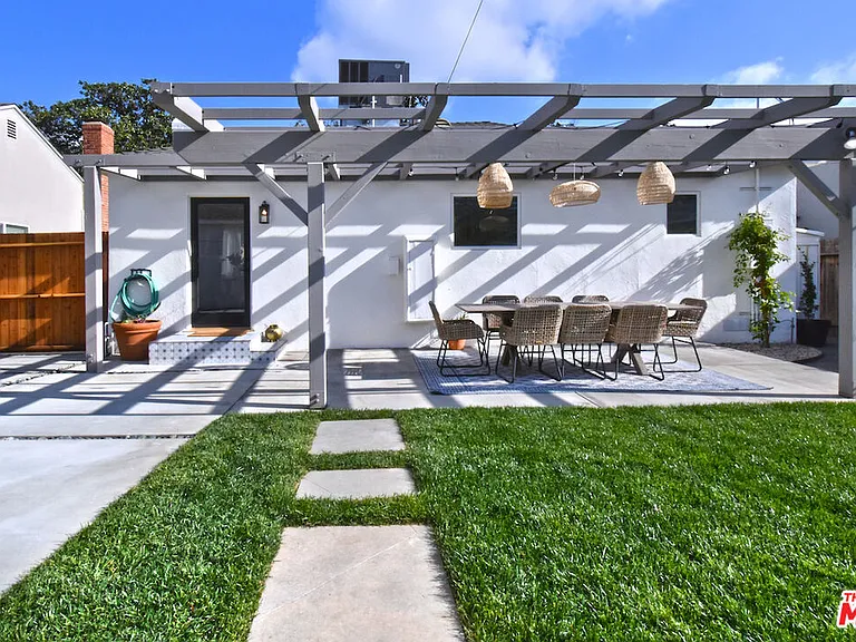 6167 Costello Ave — Photo 45