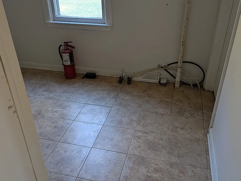 1116 Lake Maurer Rd — Photo 10