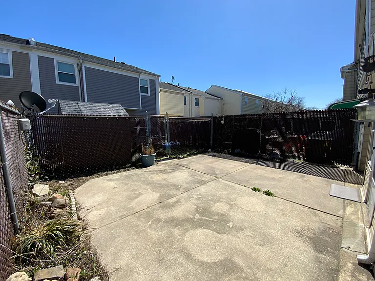 8422 Madison Pl — Photo 102