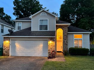 2570 Barron Ct, Shalimar, FL 32579