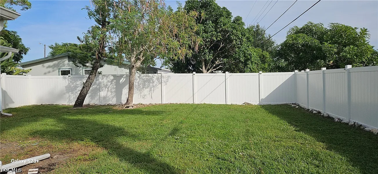 3 bed, 2.0 bath, 1509 sqft, $2,200 — Photo 1