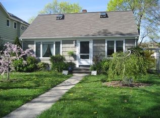 48 Dodd St, Montclair, NJ 07042