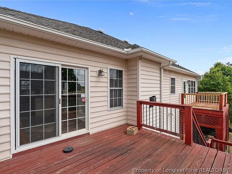 109 Canyon Ct — Photo 36