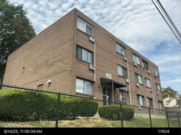 North Summerfield #455, 455 N Summerfield Ave #A3, Bridgeport, CT 06610