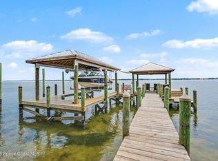 241 Indian River Dr N, Cocoa, FL 32922