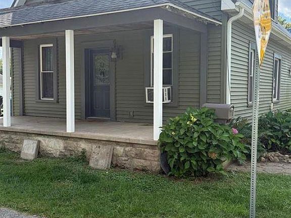 2nd image of 402 S Half St