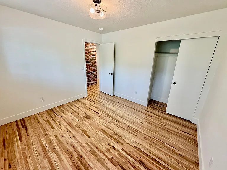 7407 SW 36th Ave — Photo 26