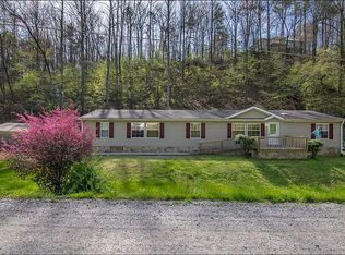 775 Bates Rd, Ellijay, GA 30540