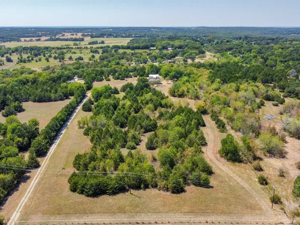 3967 Rock Creek Rd, Whitesboro, TX 76273