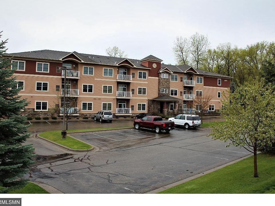 1st image of 14937 60th St N Unit 204