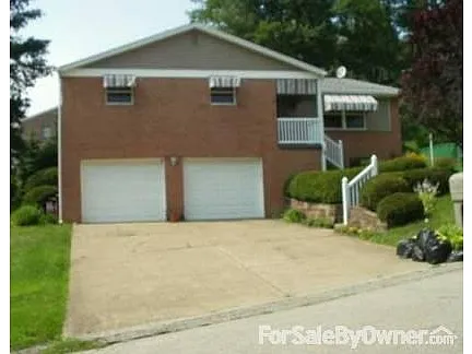 1000 Evergreen Dr photo 1