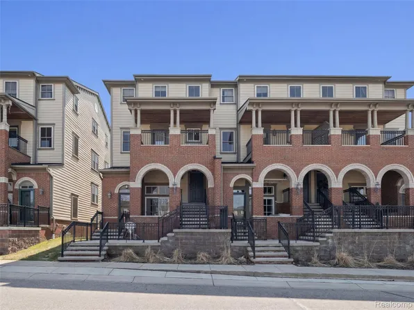 3872 Forester Blvd, Auburn Hills, MI 48326