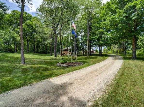 2625 Walton Rd, Kingsley, MI 49649