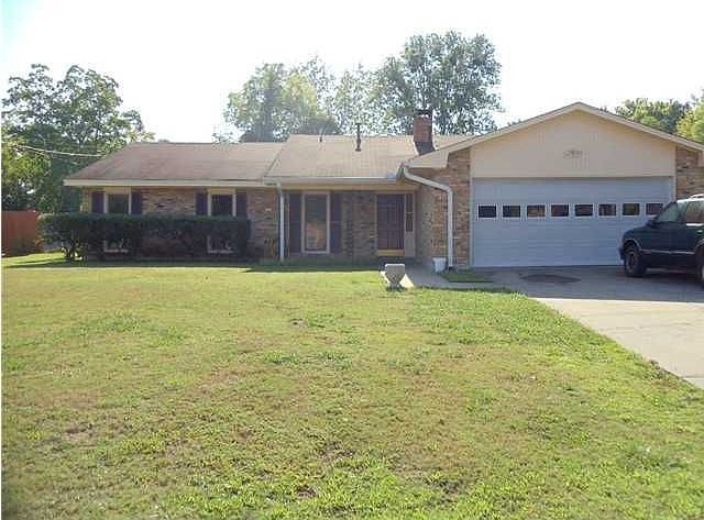 1st image of 2073 Kingsbury Dr