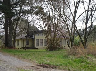 27 Pitts Rd, Falkville, AL 35622