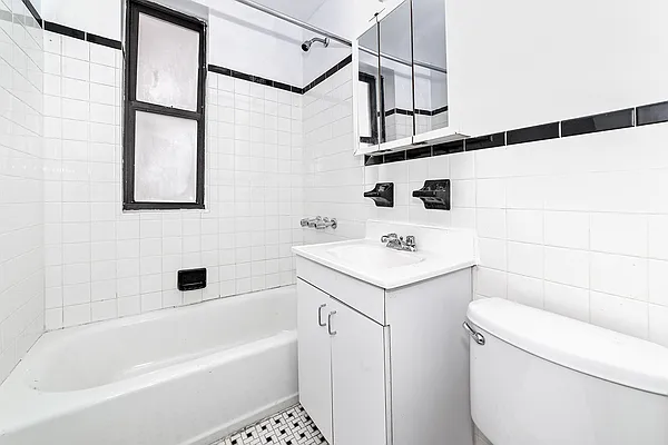 Rented by MNS | media 12