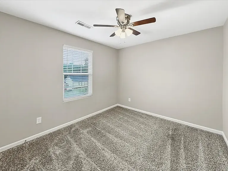 1381 Steven Dr — Photo 12