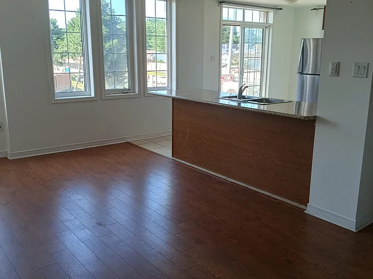 180 Howden Blvd — Photo 6