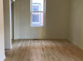 918 N Damen Ave, Chicago, IL 60622