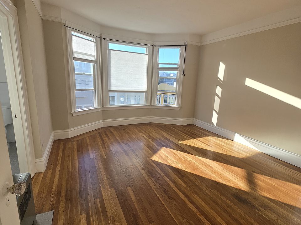 1st image of 594 28th Ave #594