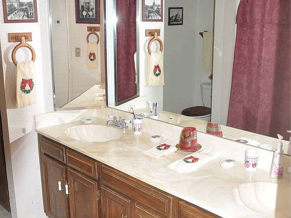 5th image of 8603 N 45th Ave