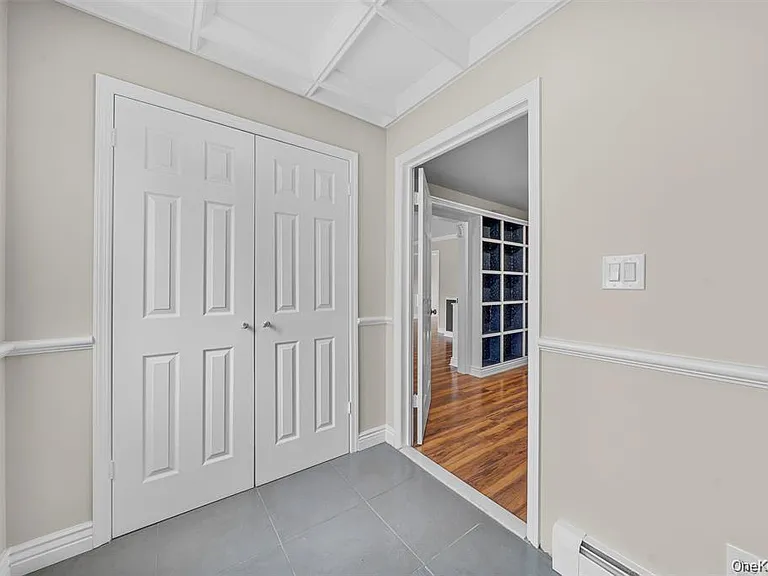 10 Leone Ct — Photo 3
