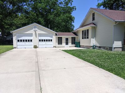 109 W George St, Mascoutah, IL, 62258