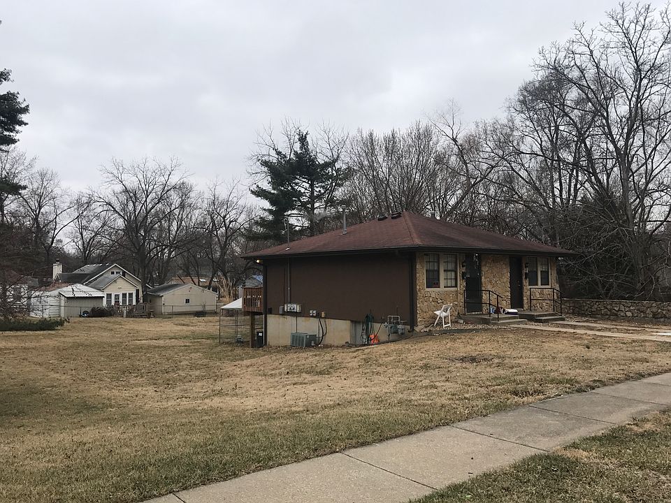 1st image of 1217 Dakota St