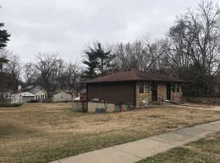 1217 Dakota St, Leavenworth, KS 66048