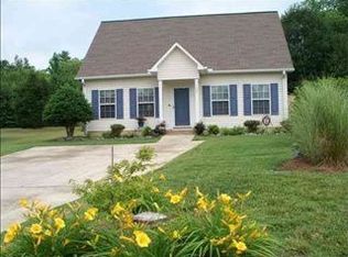 122 Trout Ct, Spartanburg, SC 29302