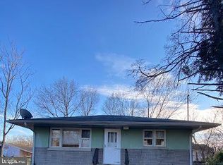 1947 Pasadena Ave, Deptford, NJ 08096