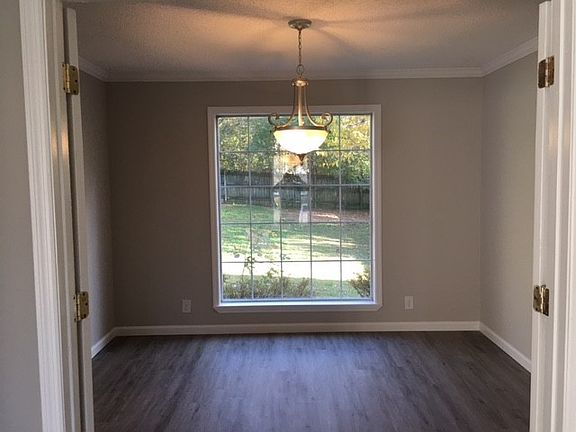 4th image of 313 Starboard Ct