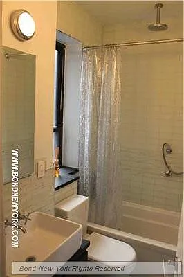 Rented by Bond New York | media 19