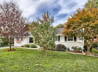 1650 Clearview Ave, Lancaster, PA 17601