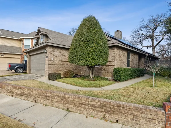 3021 Eagles Nest Dr, Bedford, TX 76021