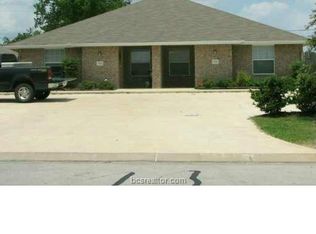2319 Pronghorn Ln, College Station, TX 77845