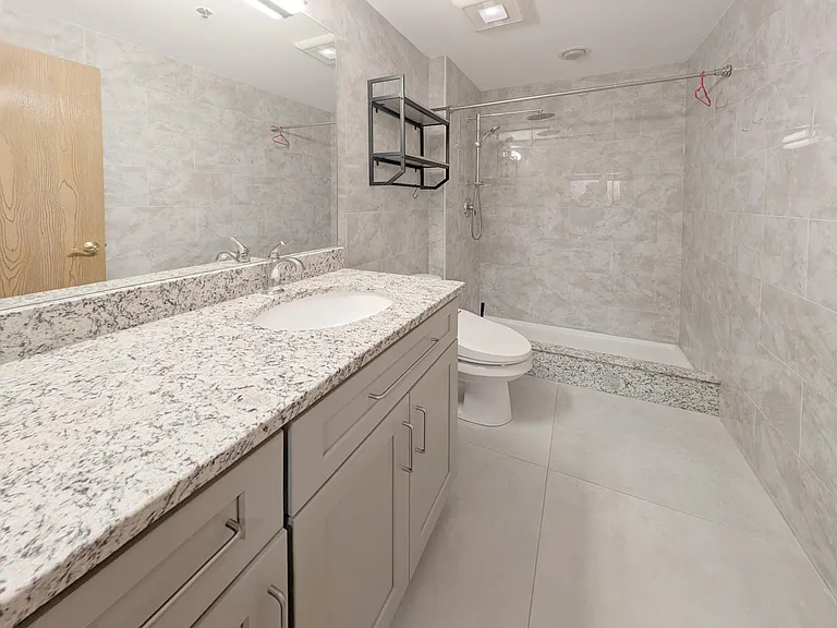 2322 S Canal St #504 — Photo 7
